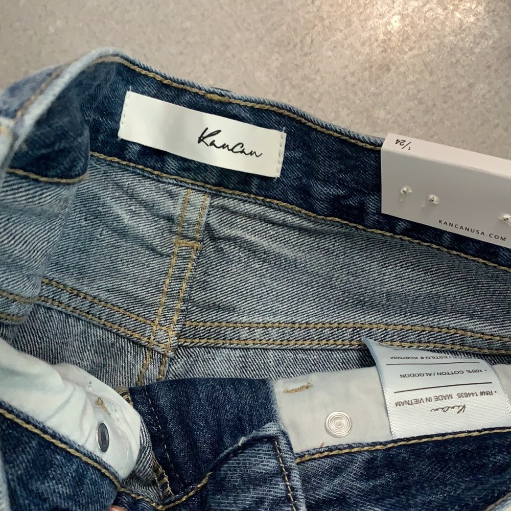 NWT Kancan jeans. Size 24, distressed straight leg fit. Never worn. - Picture 7 of 8